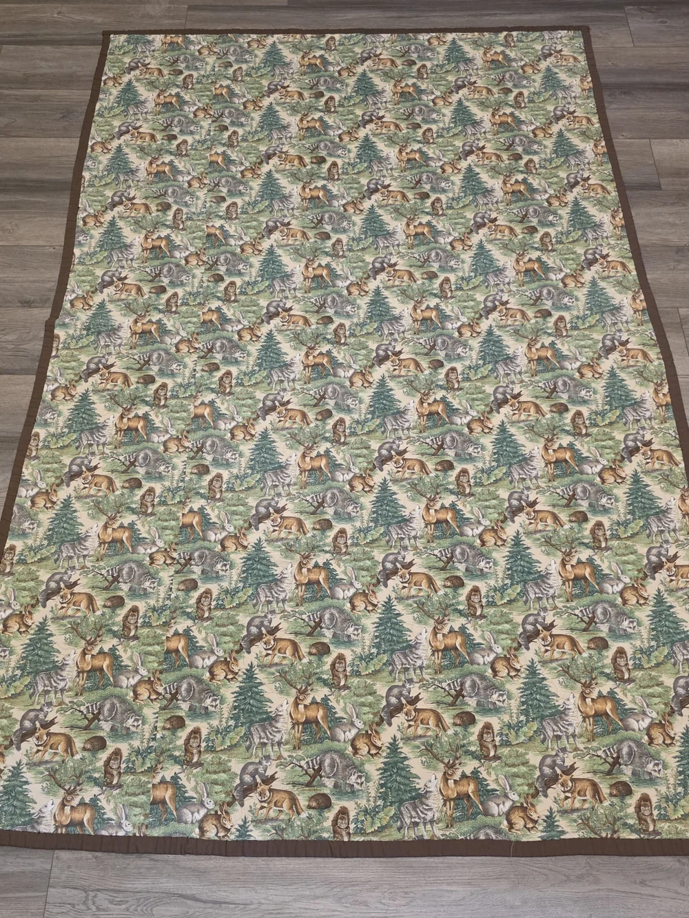 Vtg Handmade Wildlife Quilt Throw Rustic Cabin Lodge Decor, Deer Wolf Fox Animal